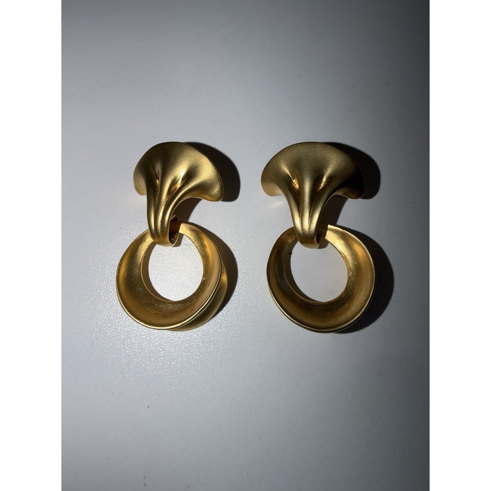 Vanecci Vintage Door Knocker‎ Dangle Hoop Earrings Pierced Gold Tone Matte